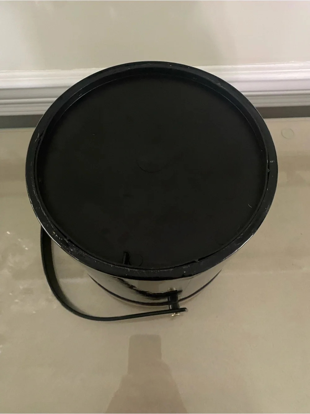 Black and Gold Decorative Ice Bucket with Handle